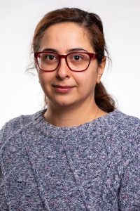 Obtaining a fraction collector for water sampling from soil leachate and flow-through reactors.